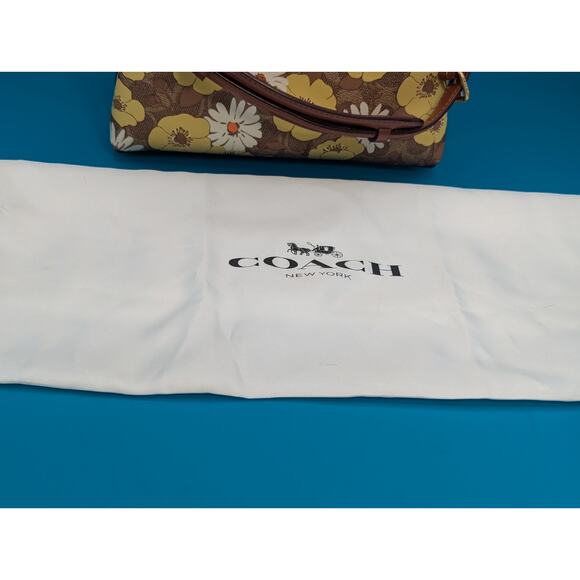 COACH FLORAL DAISY PRINT C9722 WILLOW BUCKET BAG SIG CANVAS TAN/RUST $395 - Picture 4 of 16